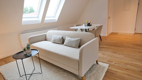 Helle Dachgeschosswohnung in Itzehoe – Erstbezug mit offener Wohnküche