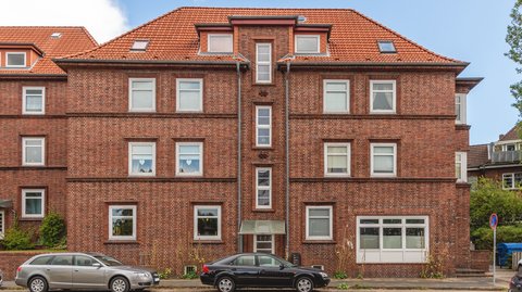 Zeitlose Altbauwohnung mit besonderem Flair