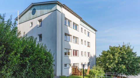Gepflegte Wohnung mit Balkon und schöner Aussicht