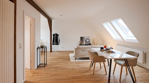gemütliche Dachgeschosswohnung mit viel Platz