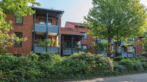 Frisch renovierte Wohnung mit neuer Einbauküche und Balkon